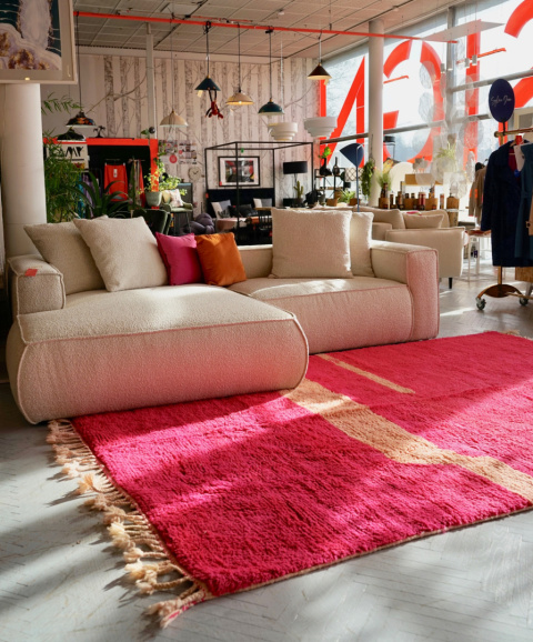 Fuchsia carpet