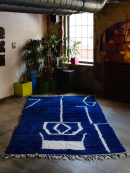 Kobaltowy dywan wełniany 1.94/3.30 m