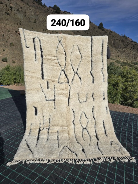 Marokański dywan wełniany 1.60/2.40 m