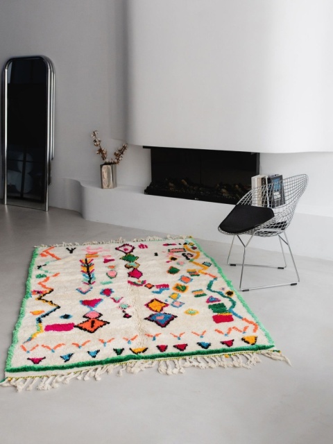 Moroccan wool carpet X 1.43/2.07 m