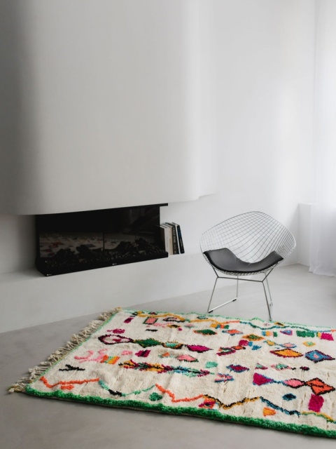 Moroccan wool carpet X 1.43/2.07 m