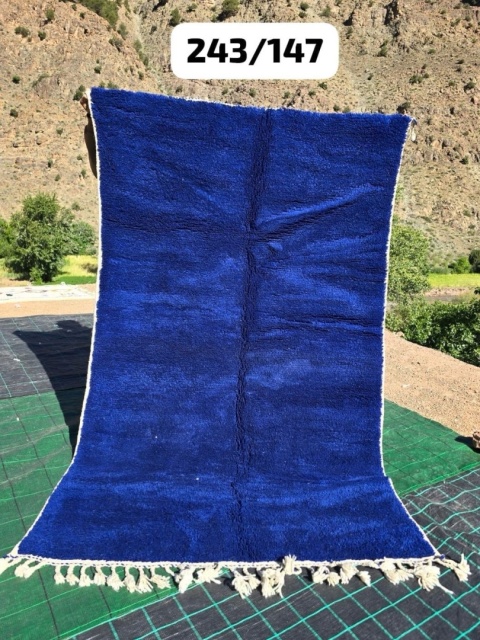 Blue Moroccan wool rug 1.47/2.43 m
